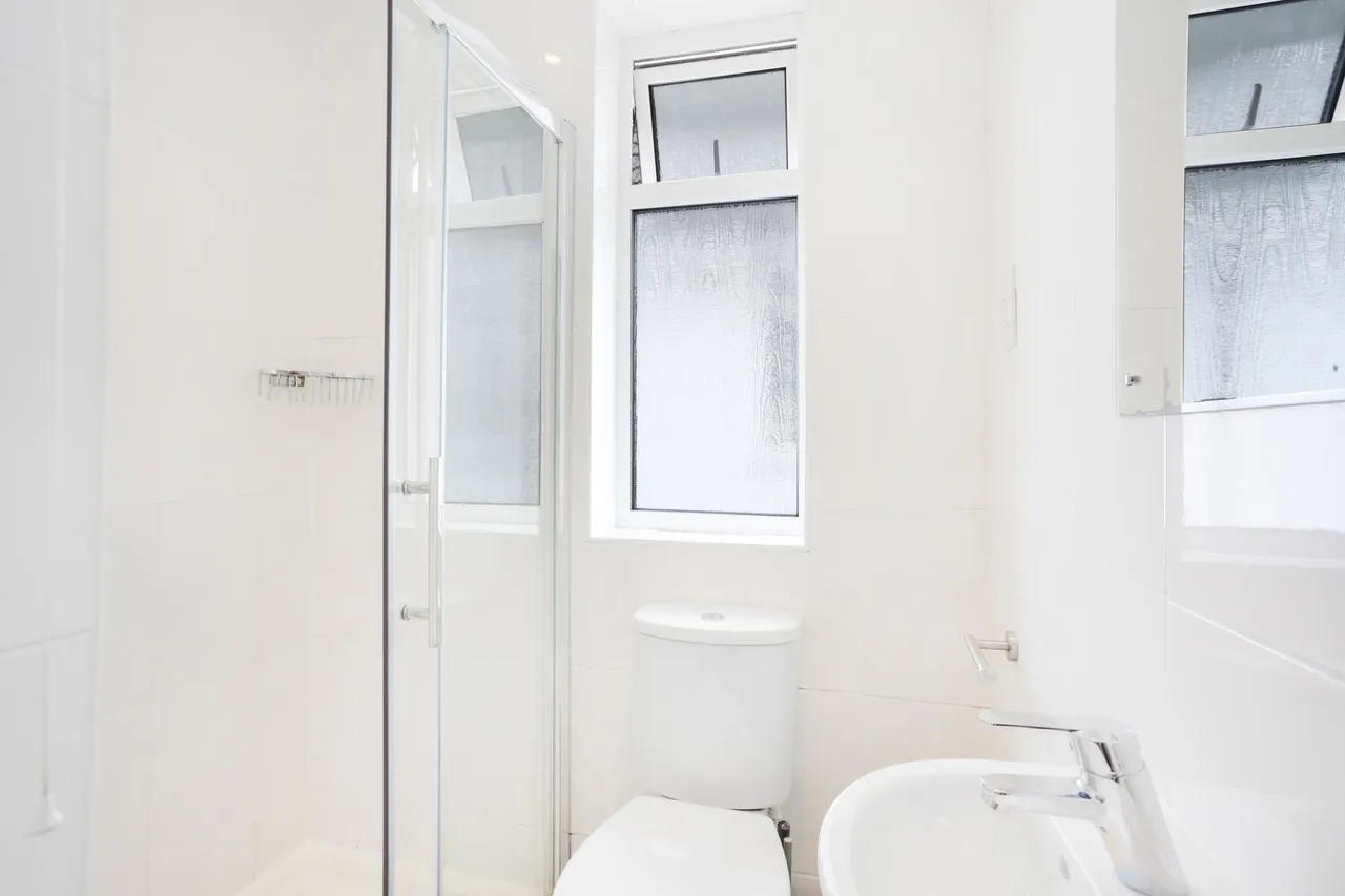 Weston Rd, Guildford, GU2, photo 17