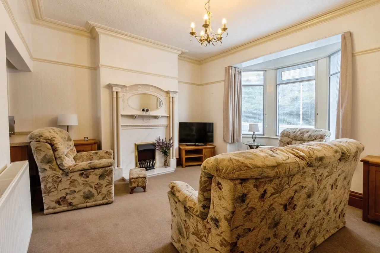 Denby Dale Road, Wakefield, West Yorkshire, WF2, photo 7