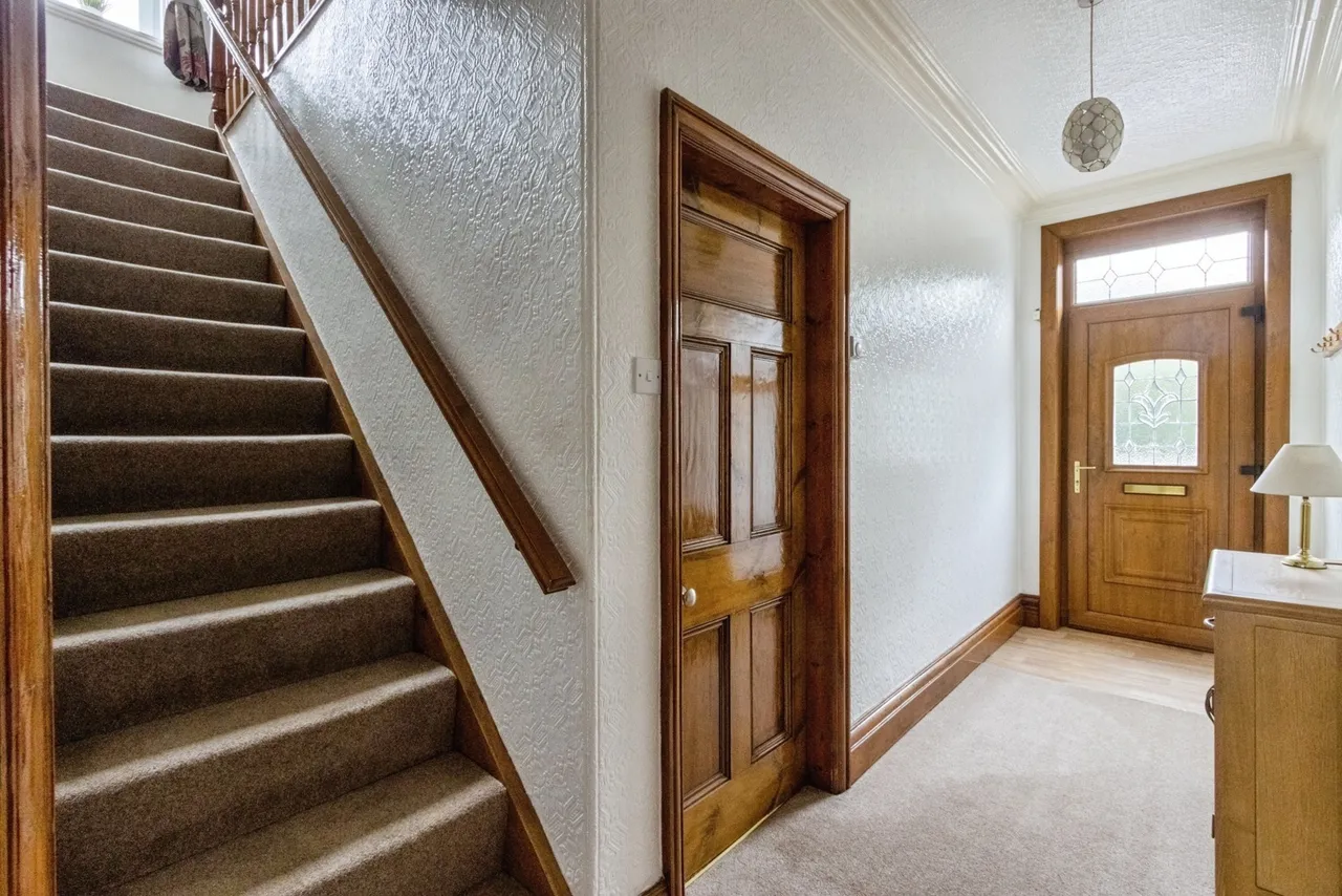 Denby Dale Road, Wakefield, West Yorkshire, WF2, photo 5