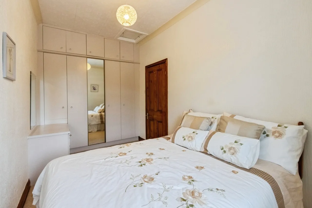 Denby Dale Road, Wakefield, West Yorkshire, WF2, photo 11