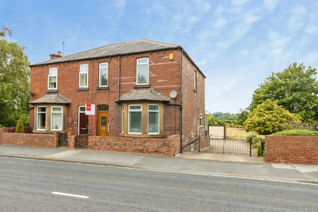 Denby Dale Road, Wakefield, West Yorkshire, WF2, photo 22