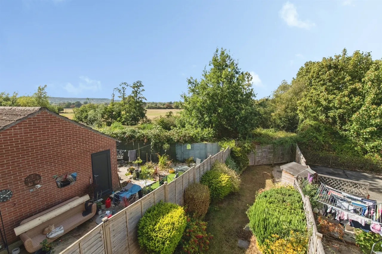 Shand Park, Axminster, EX13, photo 9