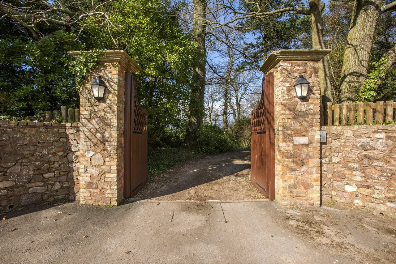 Over Stowey, Bridgwater, TA5, photo 27