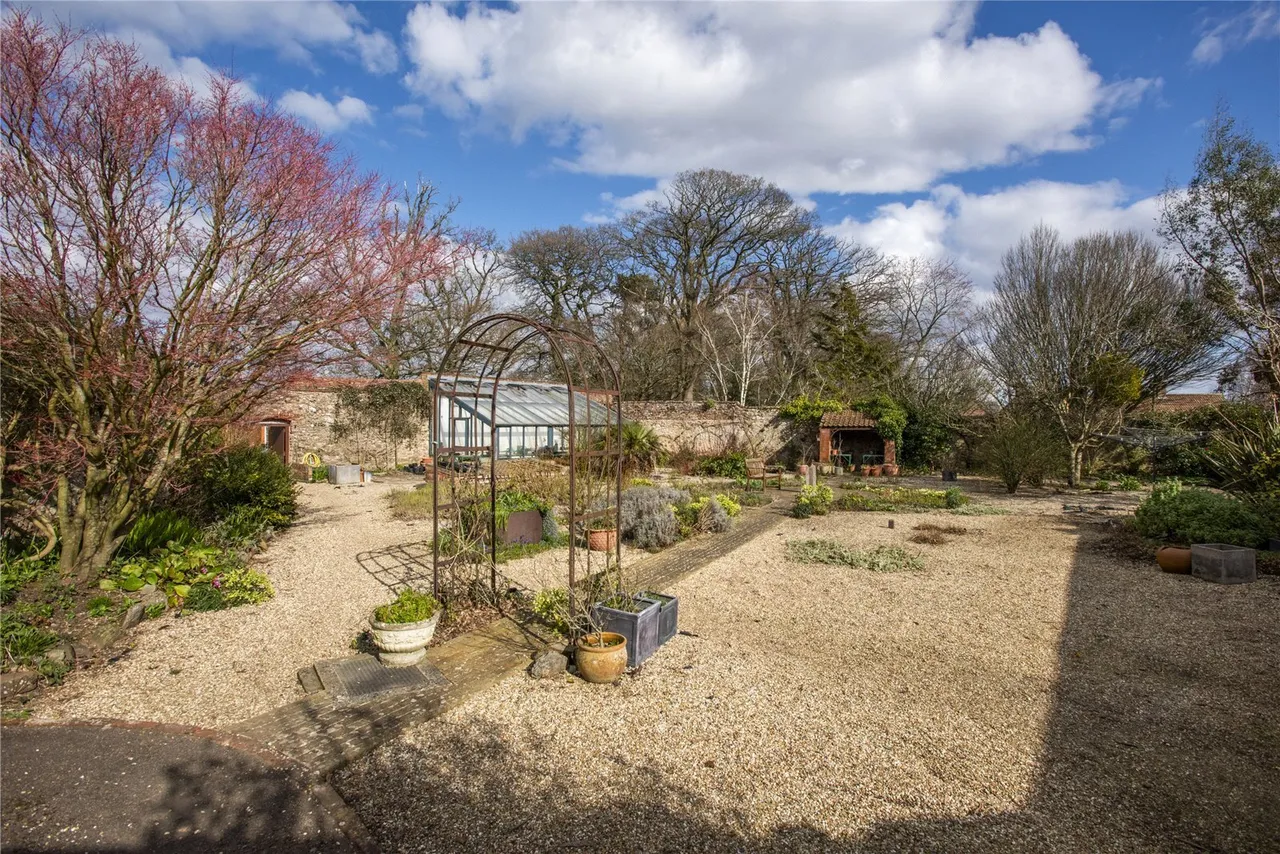Over Stowey, Bridgwater, TA5, photo 16