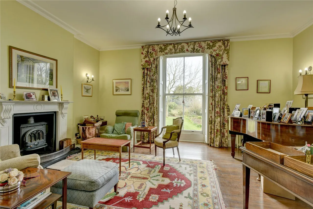 Over Stowey, Bridgwater, TA5, photo 3