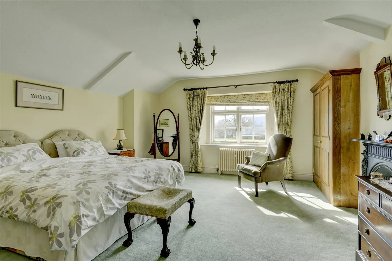 Over Stowey, Bridgwater, TA5, photo 9