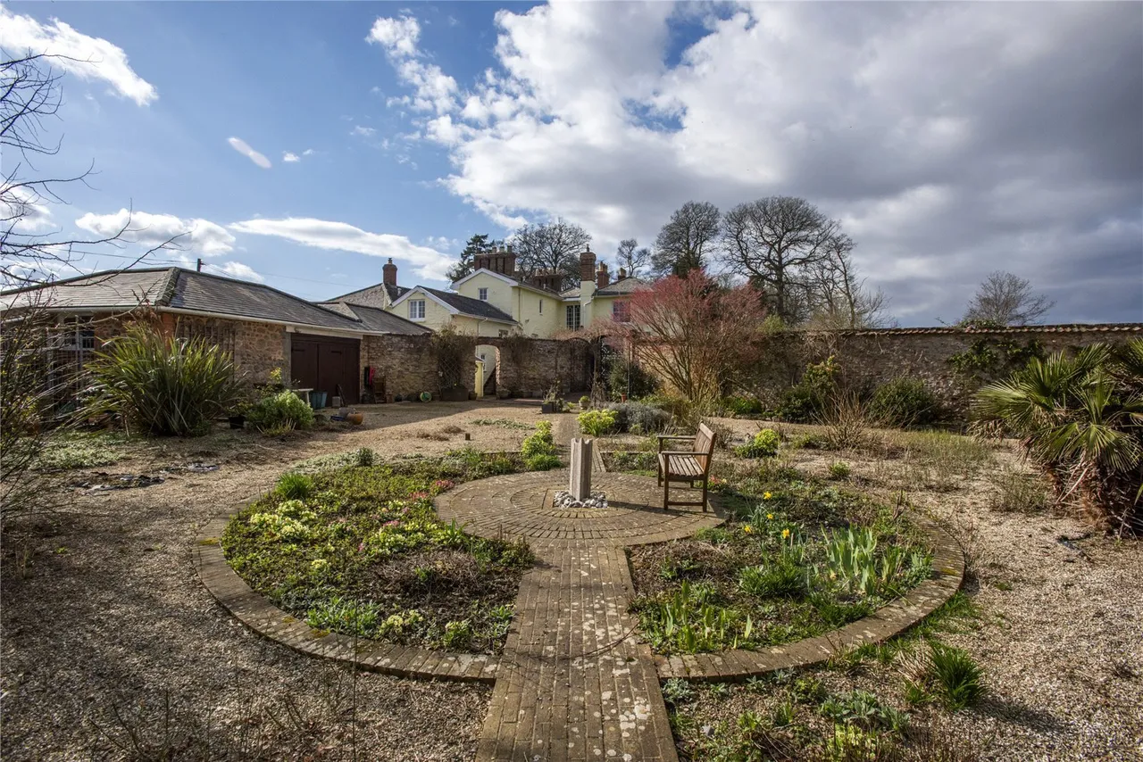 Over Stowey, Bridgwater, TA5, photo 17