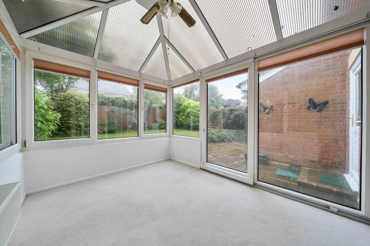 Heron Forstal Avenue, Hawkinge, CT18, photo 10