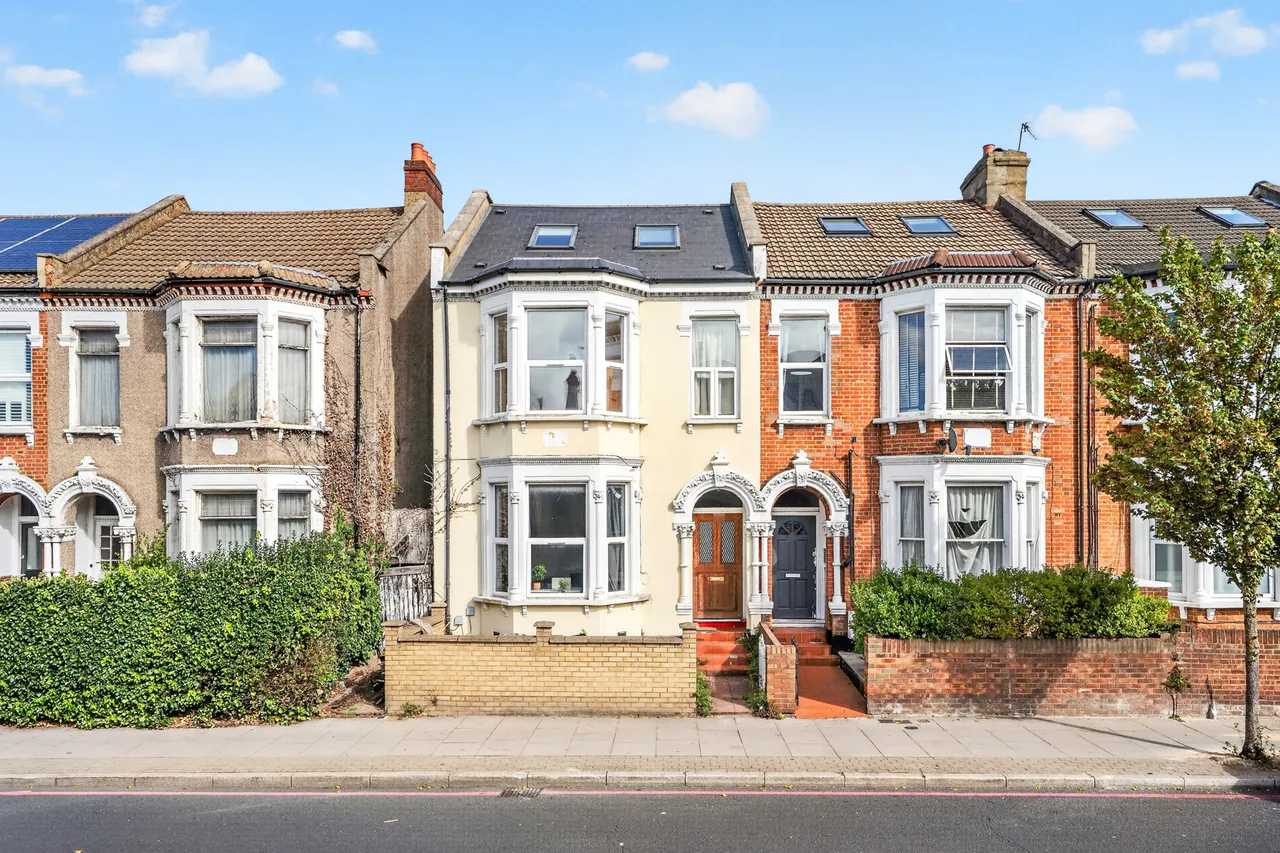 Tooting Bec Road, London, SW17, photo 3