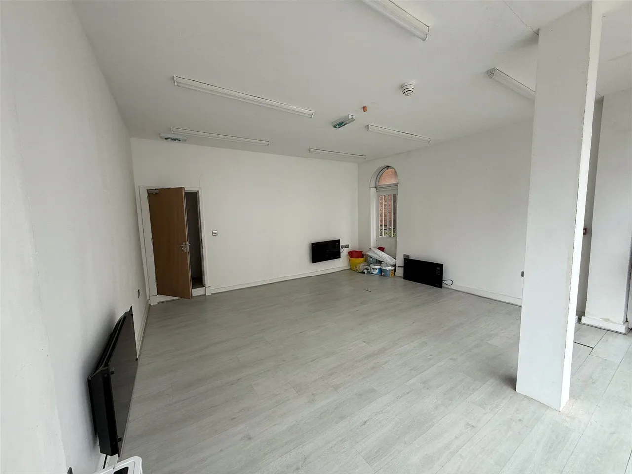 Broad Street, Knighton, Powys, LD7 1BL, photo 5