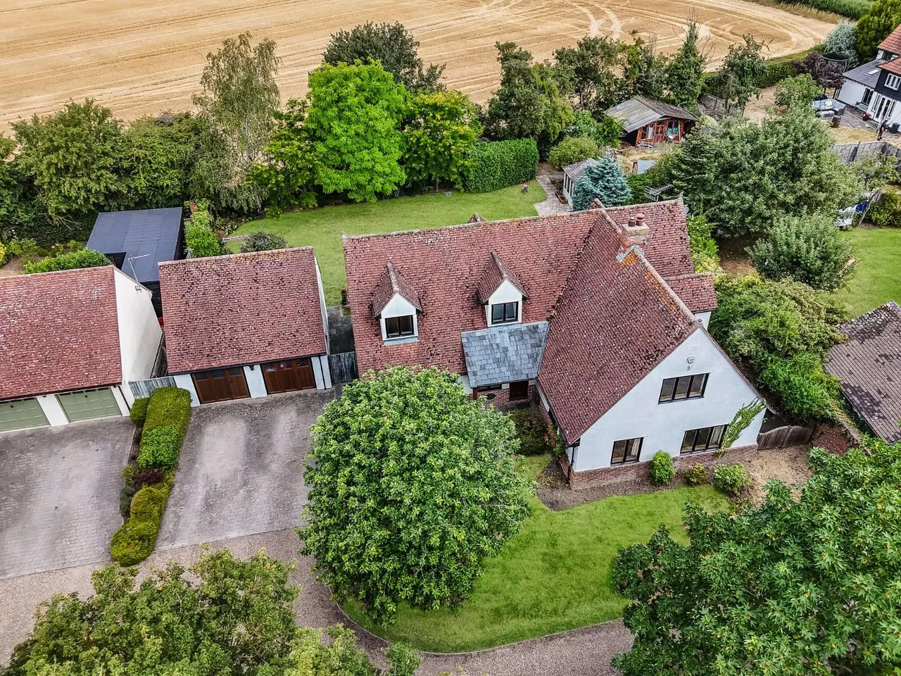 4 bed house for sale — Bannister Green, Felsted, Dunmow, CM6 3NF