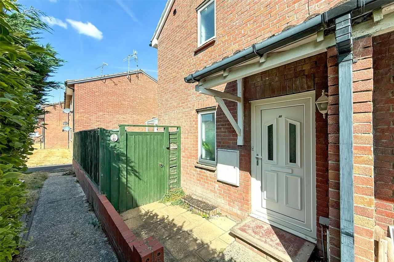 1 bed property for sale, Littlehampton, BN17