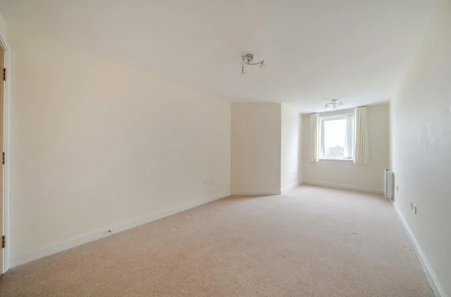 Riverdene Place, Southampton, SO18, photo 13