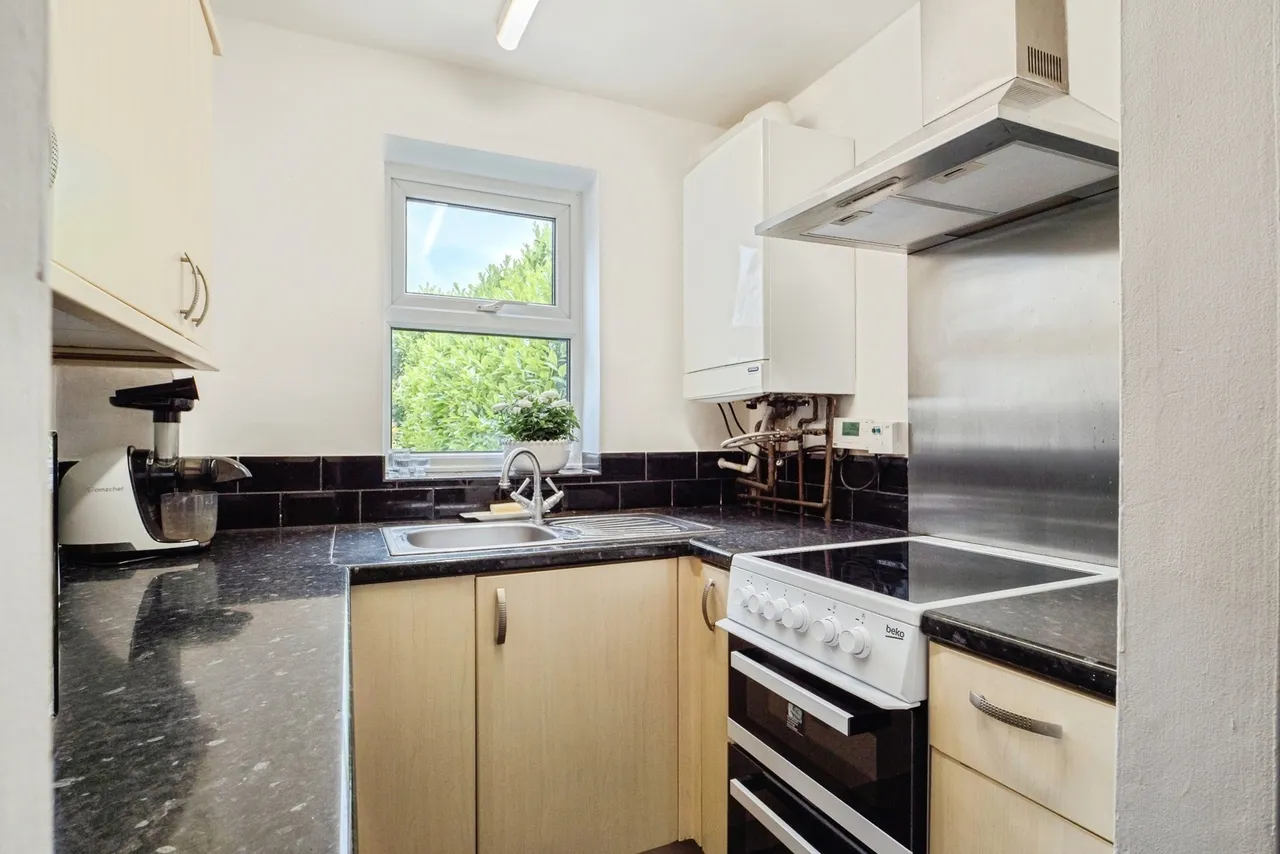 Brendon, Wilnecote, Tamworth, Staffordshire, B77, photo 10