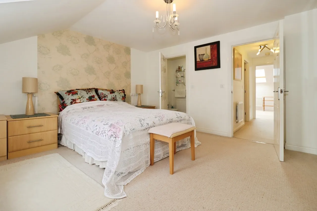 Leaze Close, Thornbury, Bristol, Gloucestershire, BS35, photo 13