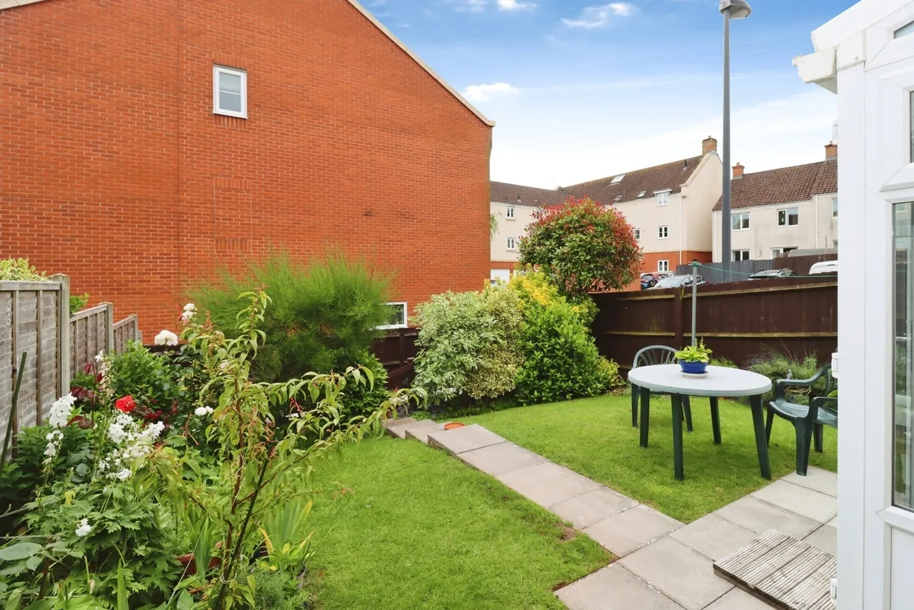Leaze Close, Thornbury, Bristol, Gloucestershire, BS35, photo 8