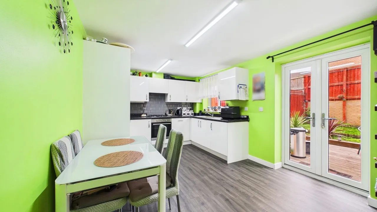 Isinglass Drive, Edlington, DN12, photo 6