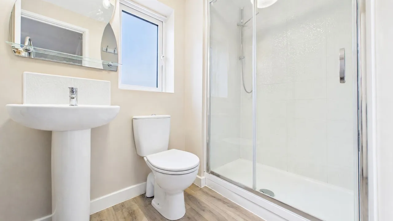 Isinglass Drive, Edlington, DN12, photo 11