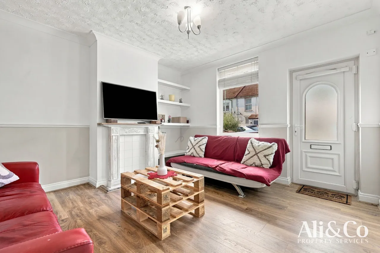 Richmond Road, Grays, RM17, photo 12