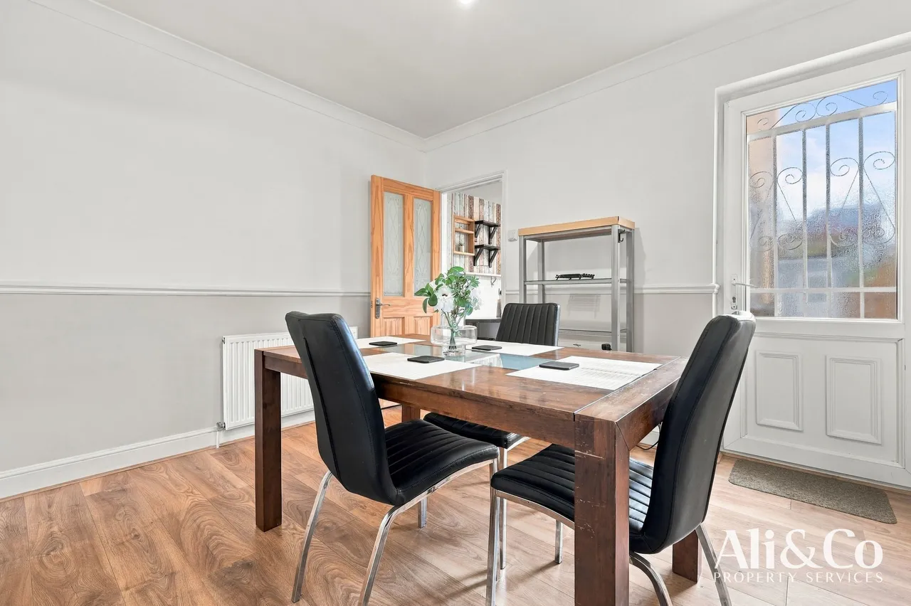 Richmond Road, Grays, RM17, photo 8