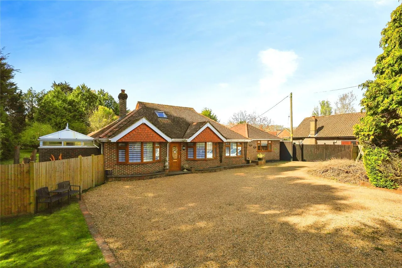 3 bed house for sale, Eastbourne Road, Halland, BN8