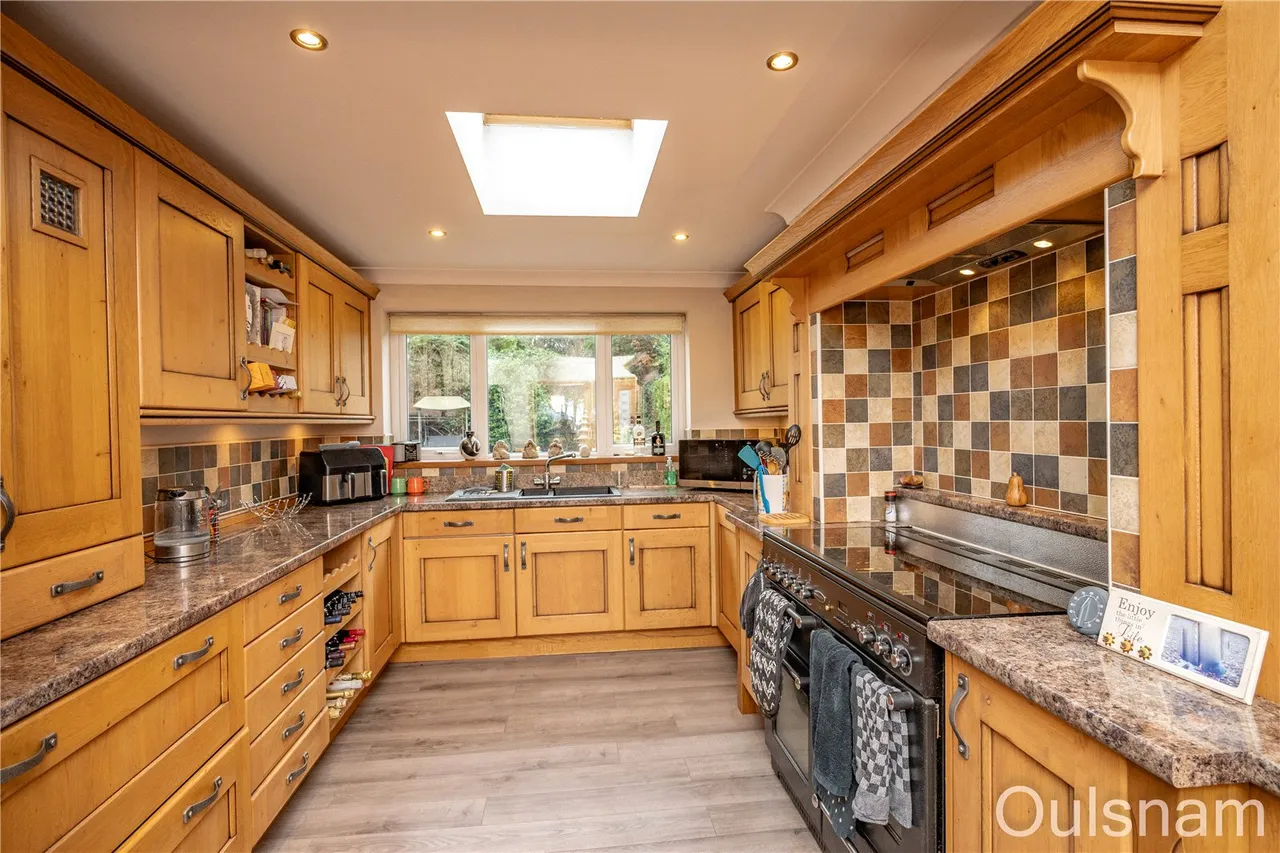 Stourbridge Road, Fairfield, Bromsgrove, Worcestershire, B61 9LR, photo 5