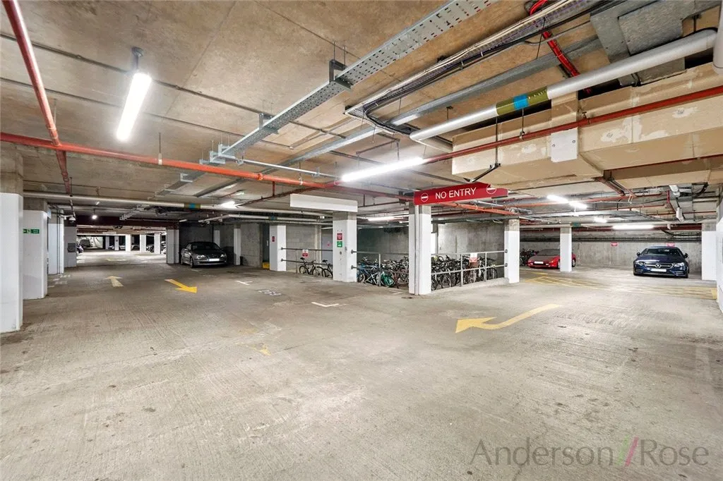Queen Elizabeth Street, London, SE1, photo 12