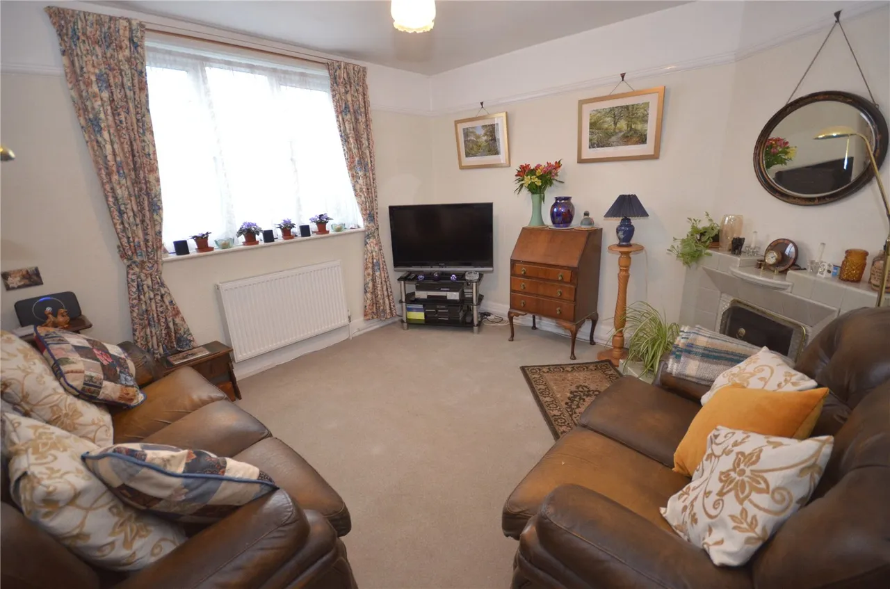 Canadian Avenue, Salisbury, Wiltshire, SP2 7JL, photo 2