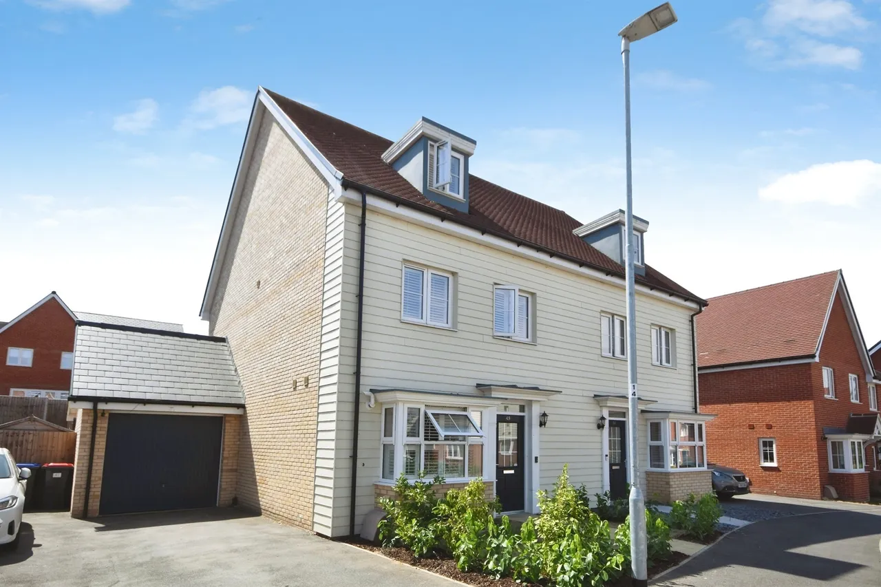 4 bed house for sale — Townrow Avenue, Braintree
