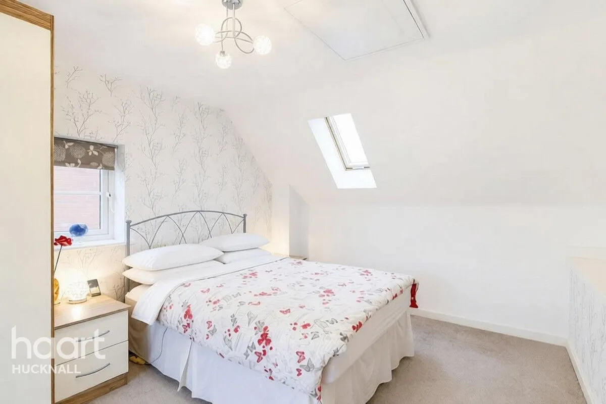 Henfrey Drive, Nottingham, NG15, photo 15