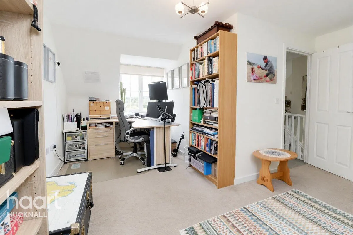 Henfrey Drive, Nottingham, NG15, photo 19