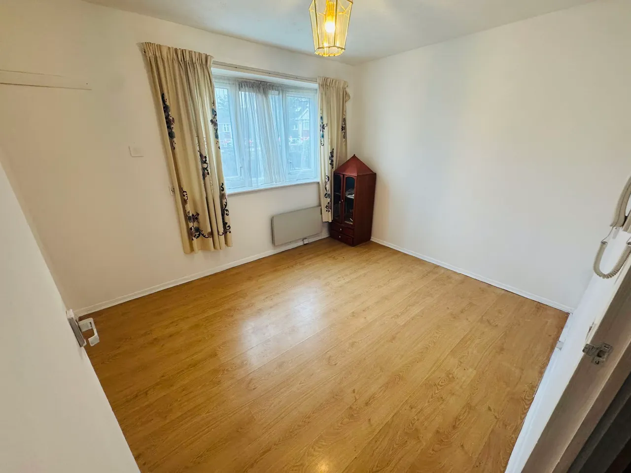 Eskdale Avenue, Northolt, UB5, photo 5