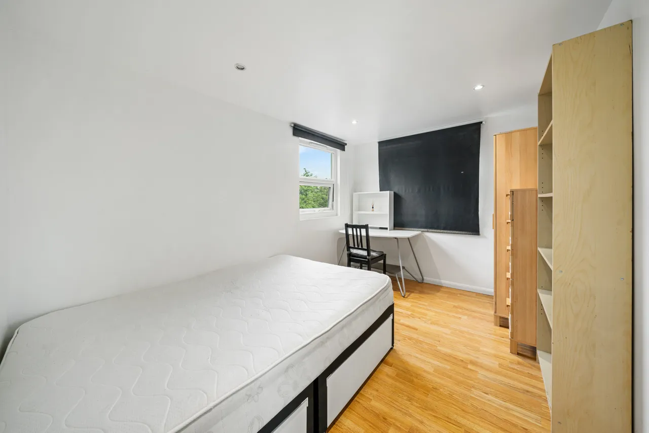 Montague Road, London, N15, photo 6
