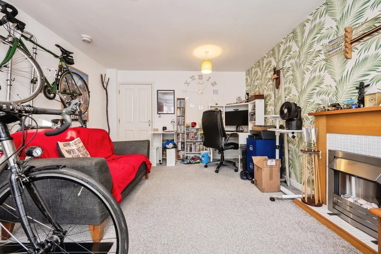 Crowe Road, Bedford, Bedfordshire, MK40, photo 14