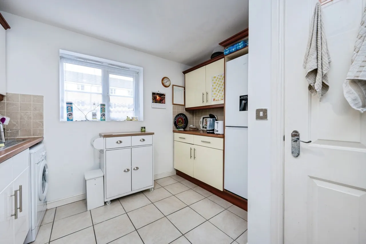 Crowe Road, Bedford, Bedfordshire, MK40, photo 7