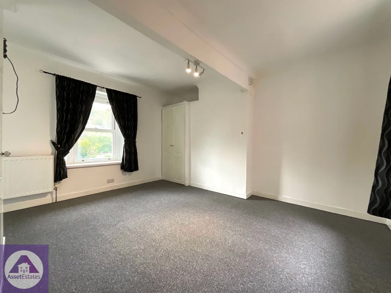 Brooklyn Terrace, Llanhilleth, photo 7