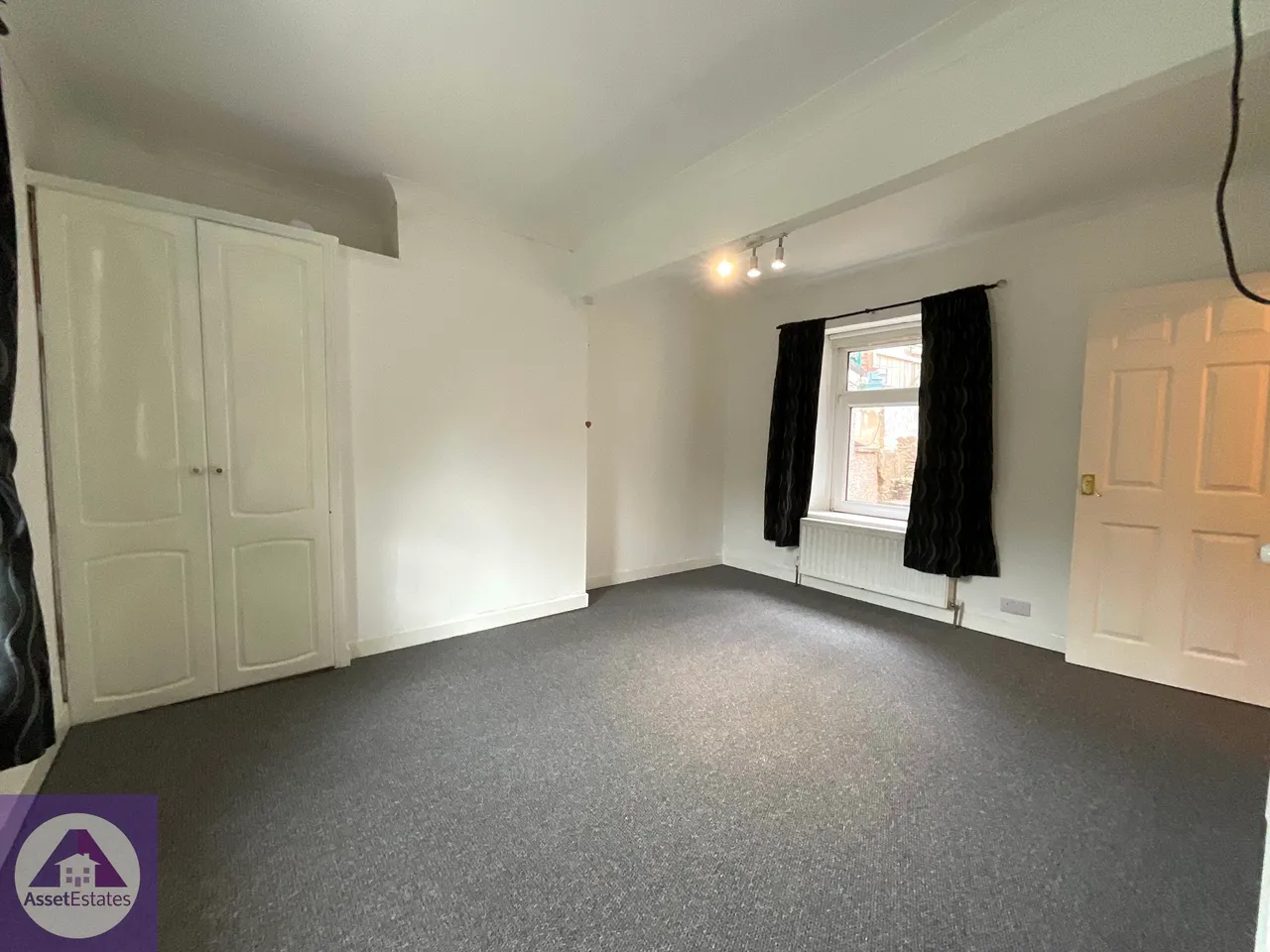 Brooklyn Terrace, Llanhilleth, photo 8