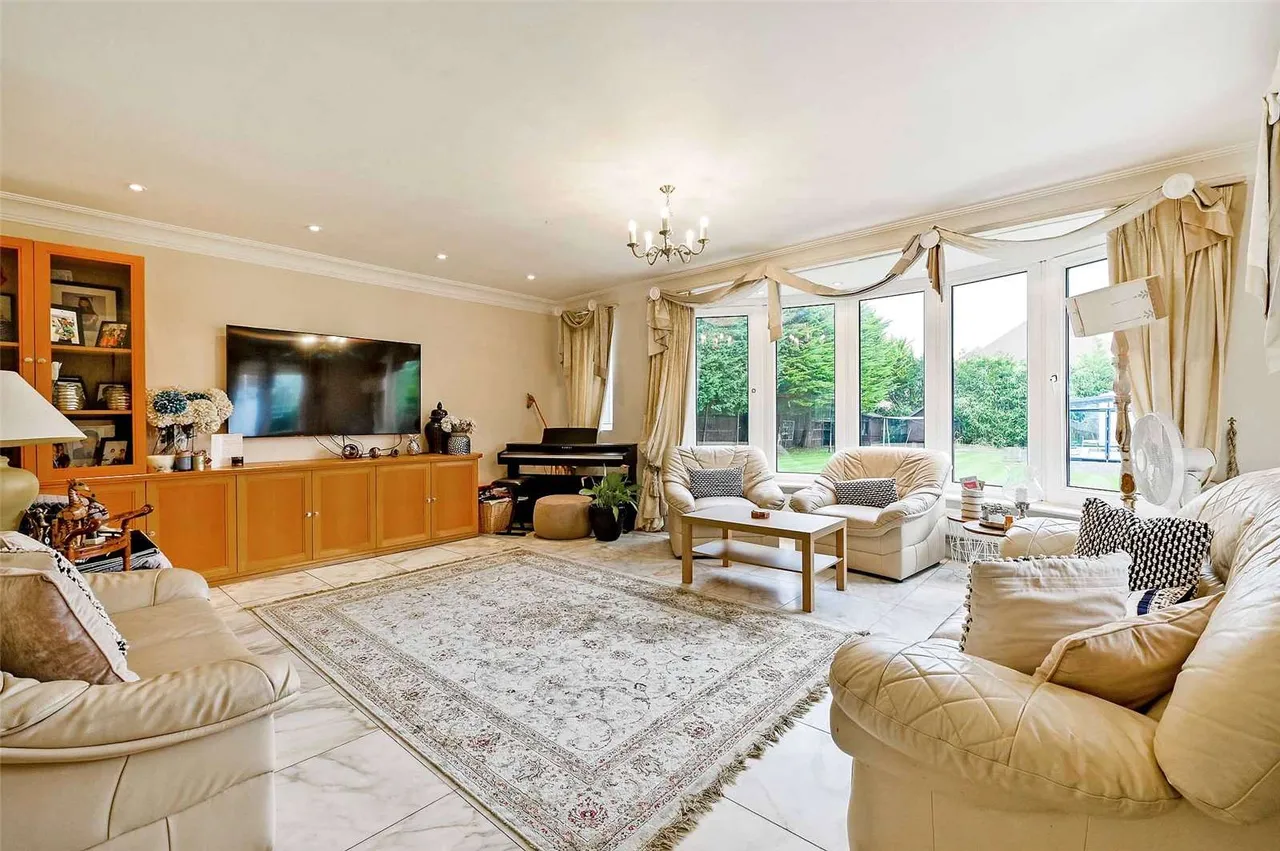 St. Leonards Hill, Windsor, SL4, photo 3
