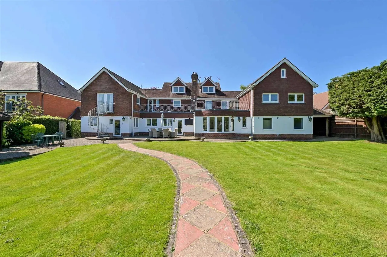 St. Leonards Hill, Windsor, SL4, photo 17