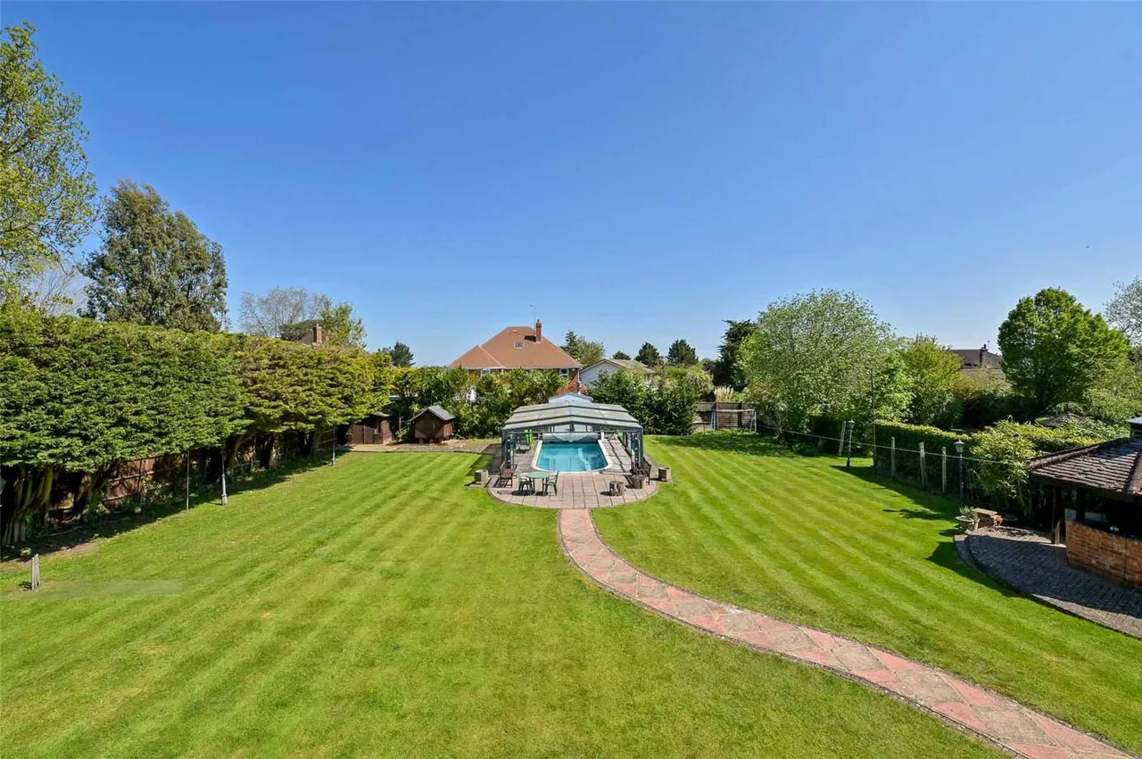 St. Leonards Hill, Windsor, SL4, photo 18