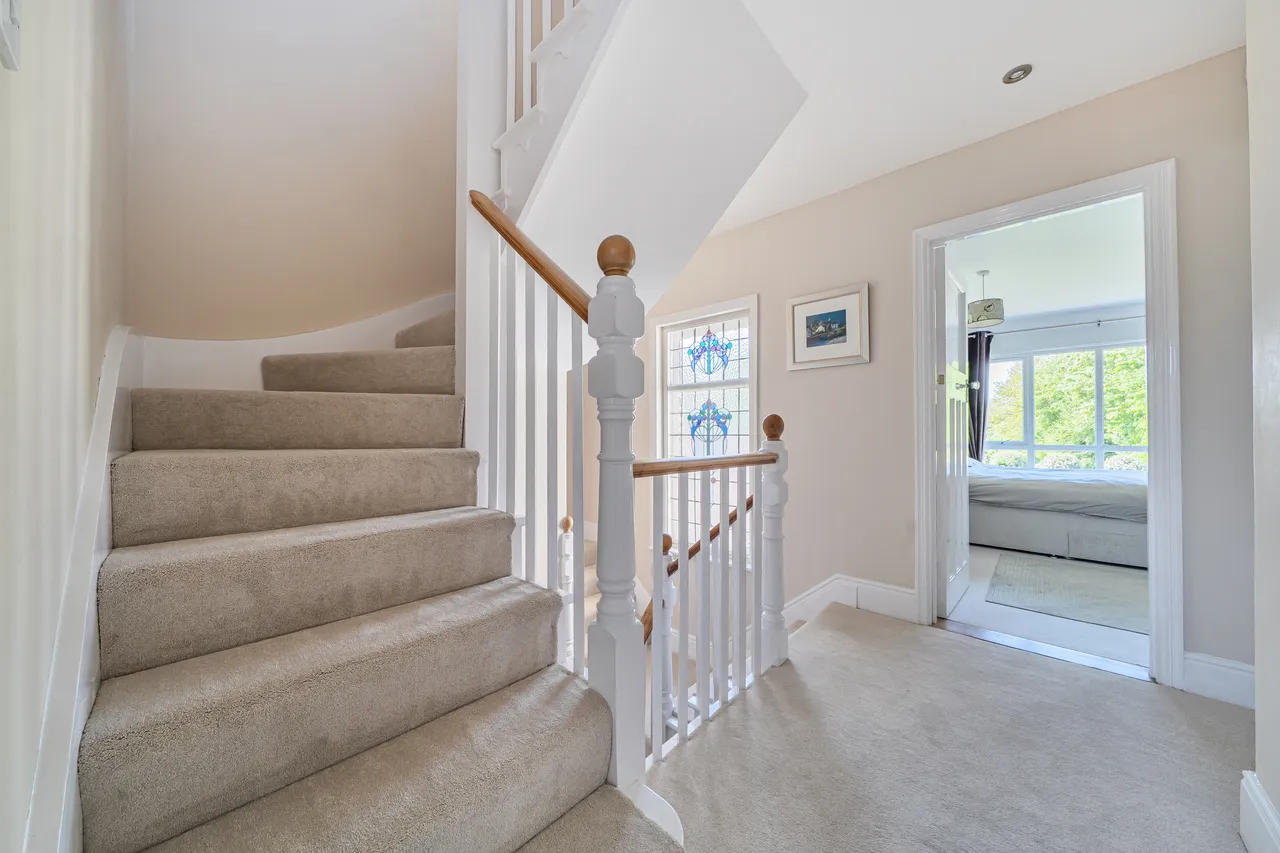 Laburnum Grove, Chichester, PO19, photo 8