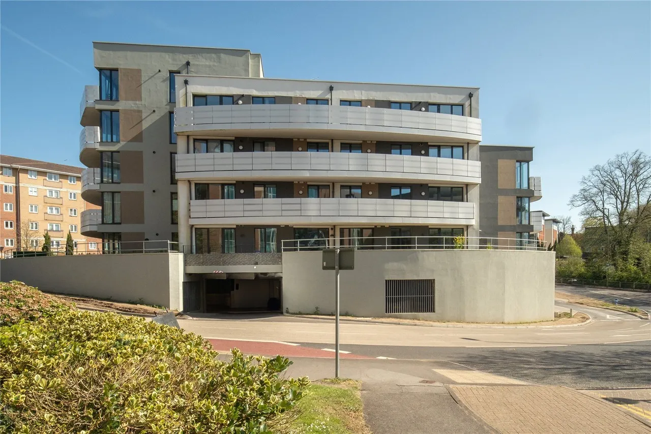 Savoy Place, Farnborough, GU14, photo 8
