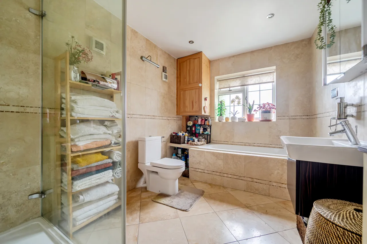 Courthouse Road, Maidenhead, SL6, photo 12