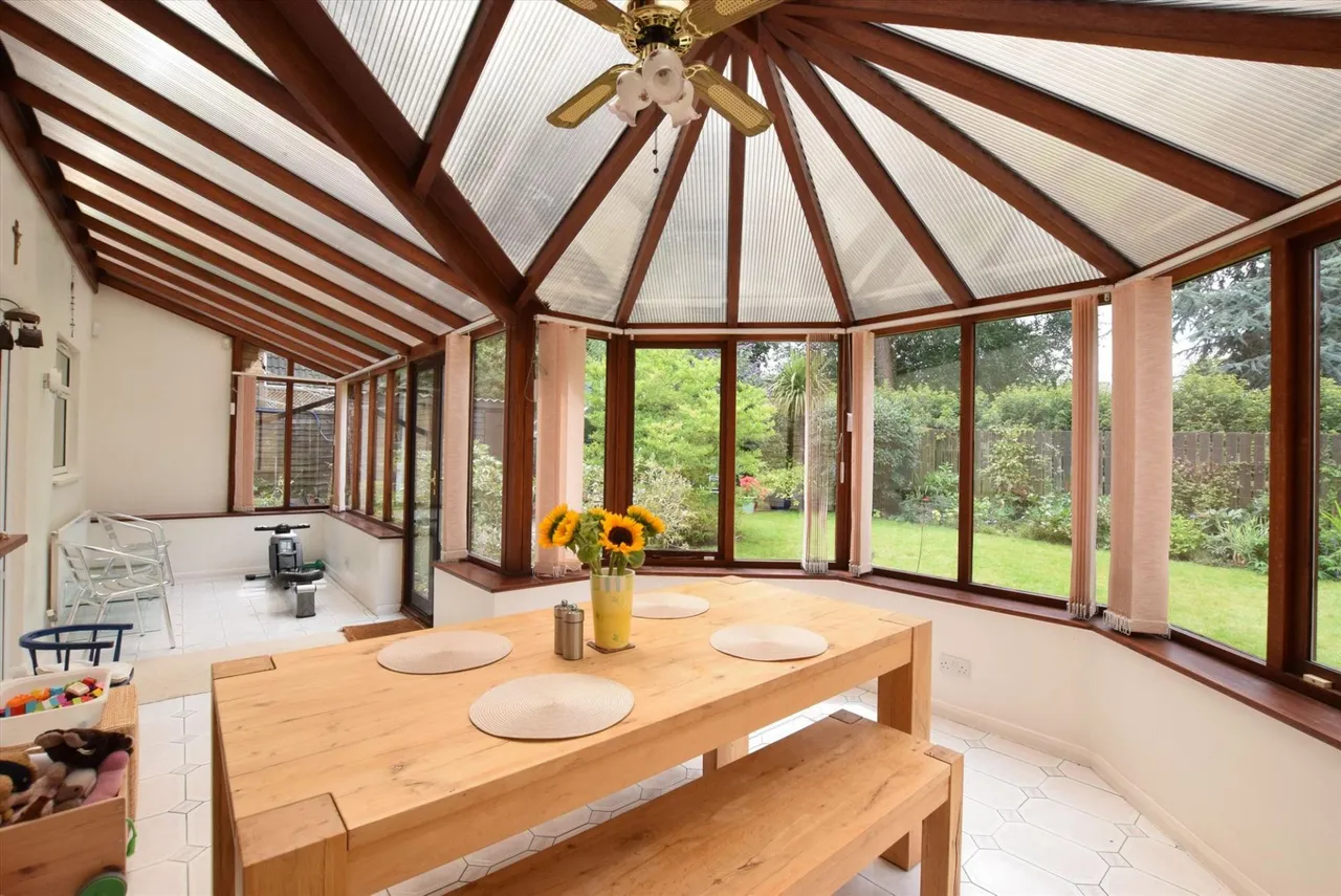 The Pastures, Cottesmore, LE15, photo 4