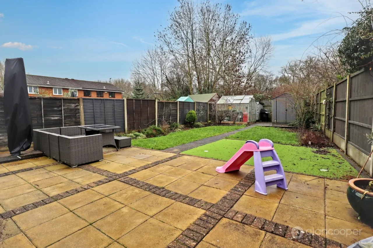Launceston Drive, Horeston Grange, CV11, photo 24