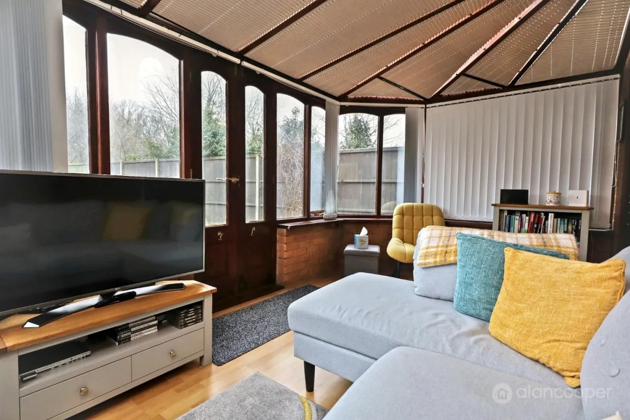 Launceston Drive, Horeston Grange, CV11, photo 12