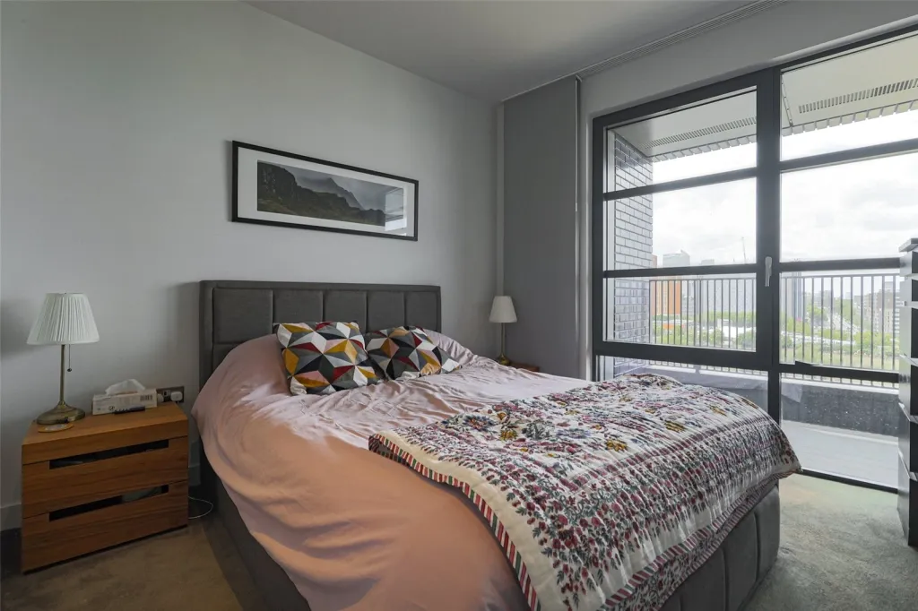 Lookout Lane, Canning Town, E14, photo 6