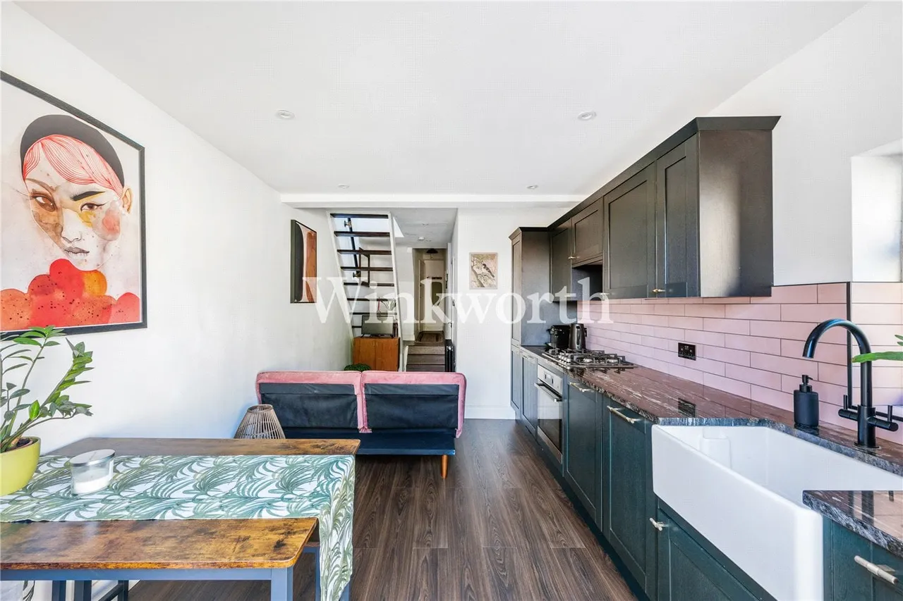 Whittington Road, London, N22, photo 8