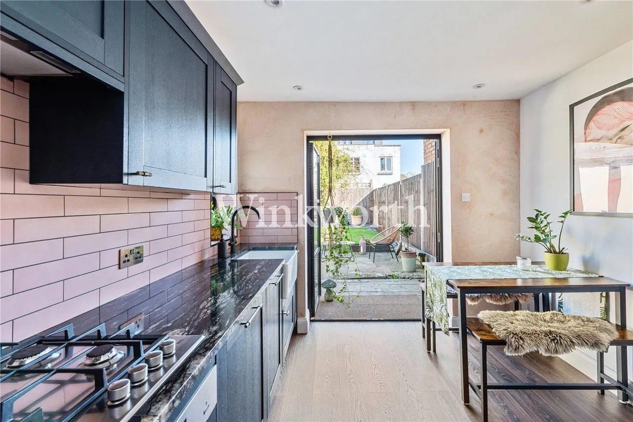 Whittington Road, London, N22, photo 11