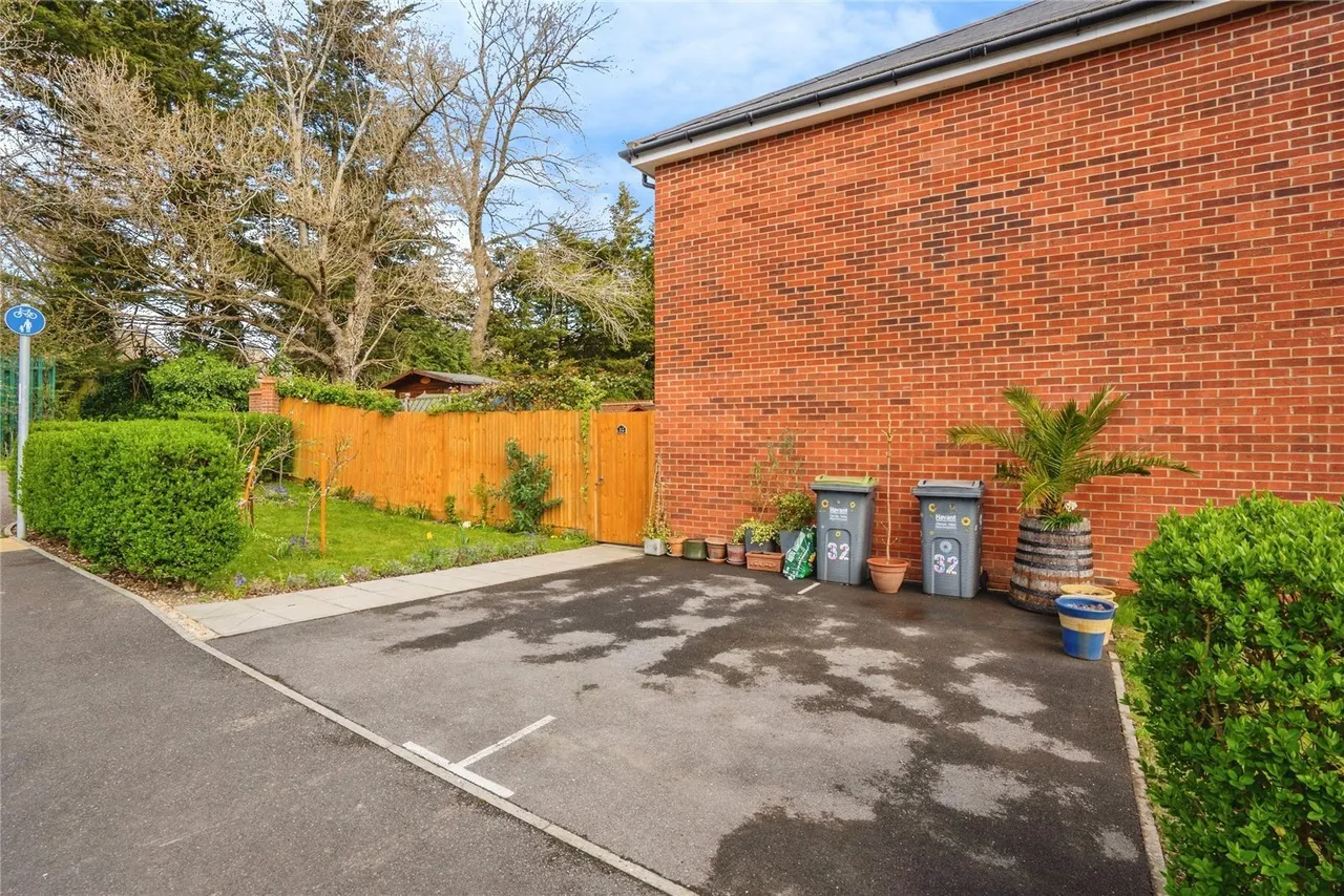 Normandy Way, Havant, PO9, photo 10